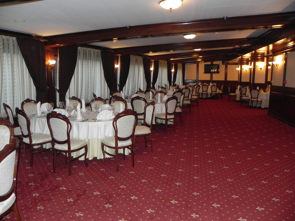 Hestia Hotel Calarasi  Extérieur photo