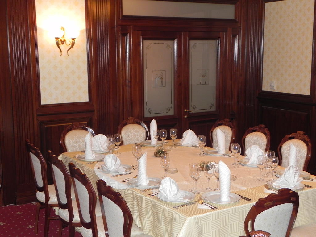 Hestia Hotel Calarasi  Extérieur photo