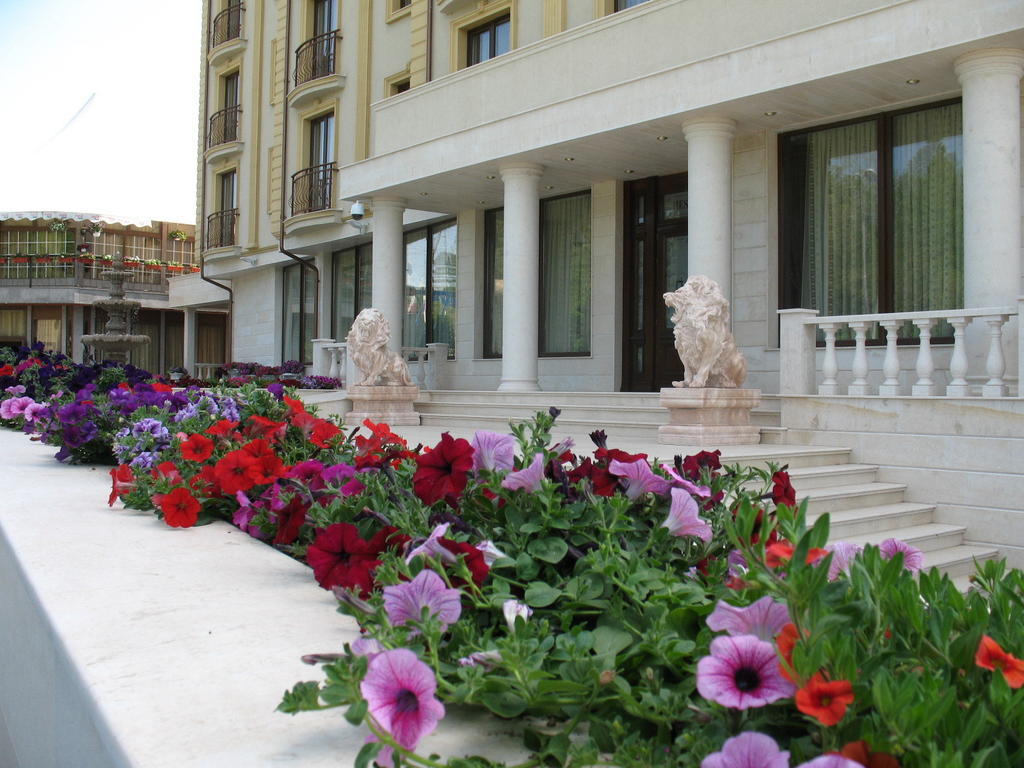Hestia Hotel Calarasi  Extérieur photo